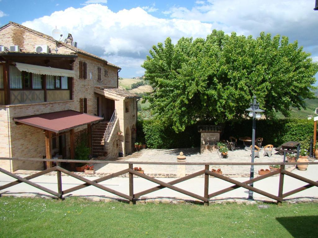 Agriturismo Vecchio Gelso Ortezzano Exteriér fotografie